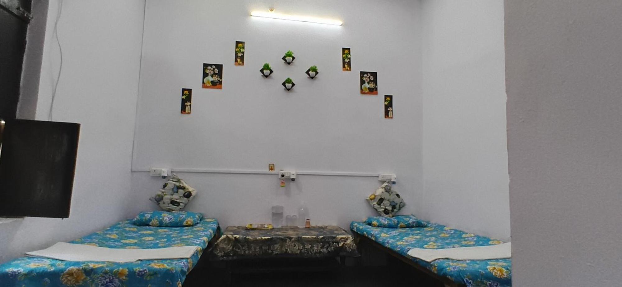 Mannat Rooms Prayagraj Exterior photo